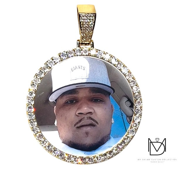 Large Sized Circle Memory Pendant: Cherished Memories, Timeless Elegance