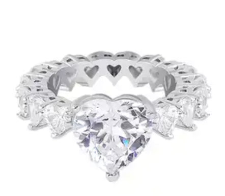 Heart-Shaped Infinity Band Ring: Shine with Elegance